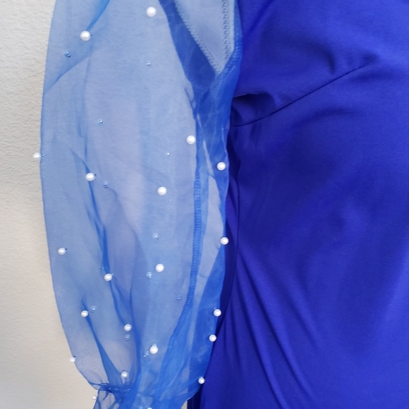 Dress - Picture 3 of 4